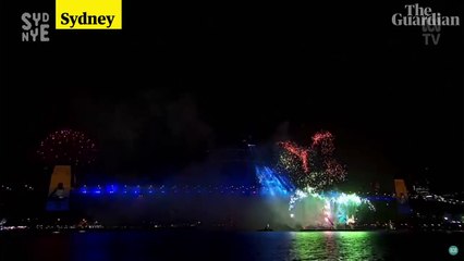 Fireworks let off in Sidney and Auckland New Year’s Eve celebration
