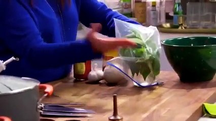 30 Minute Meals - Se28 - Ep08 HD Watch