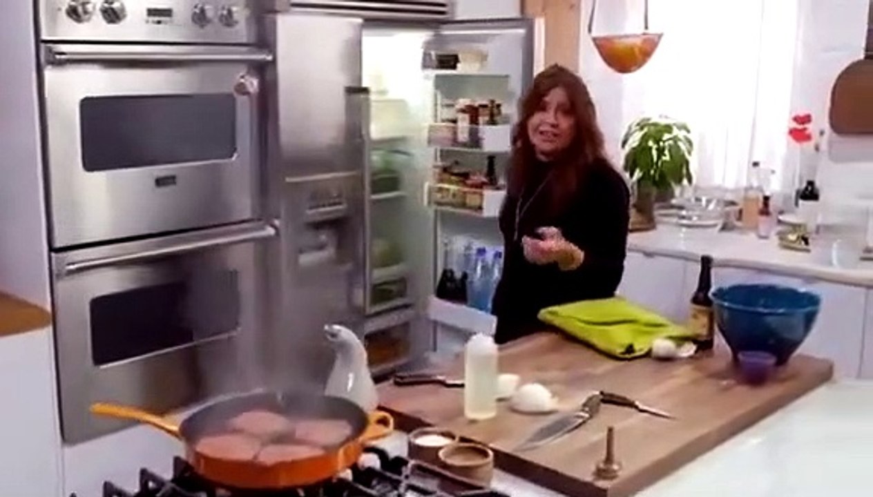 30 Minute Meals - Se28 - Ep16 HD Watch