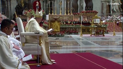 "Edel und gütig": Papst Franziskus würdigt seinen verstorbenen Vorgänger Benedikt XVI