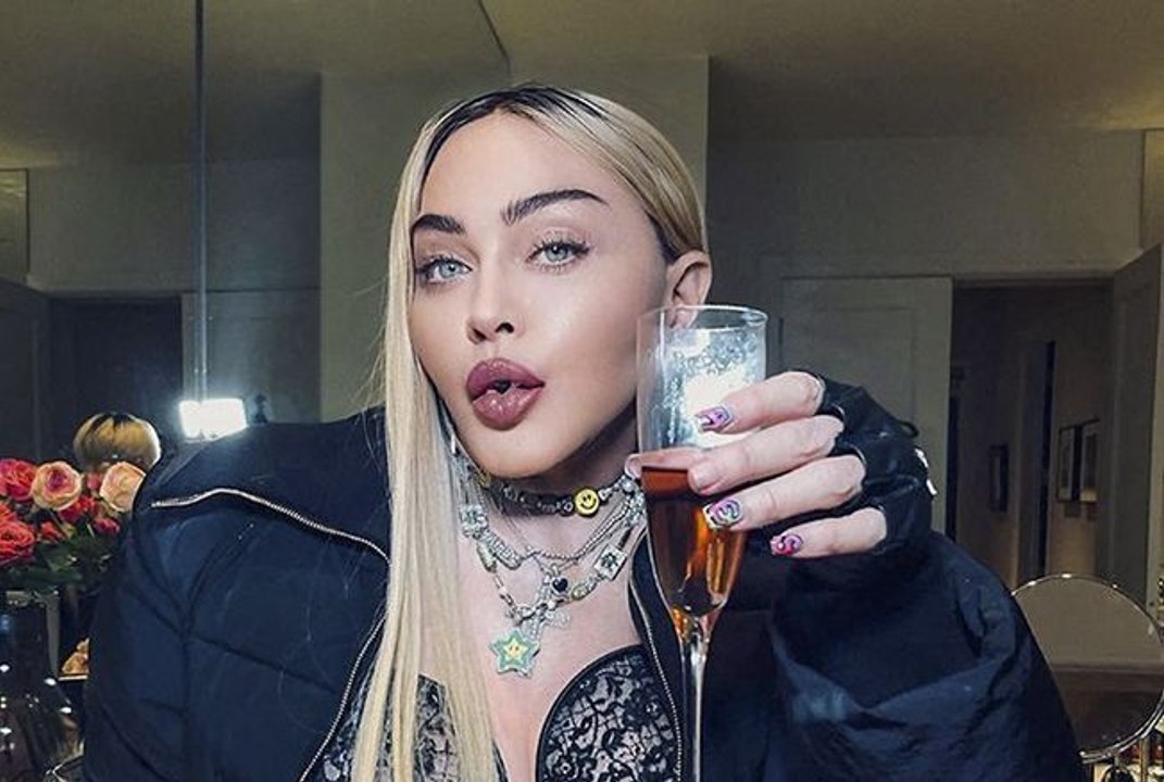 Madonna : son visage méconnaissable inquiète ses fans… « C’est Madonna ? Je ne l’ai pas reconnue »