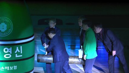 '농구장에서 새해맞이' 3년 만에 열린 농구영신...4천1백 석 매진 / YTN