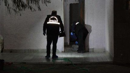 CEZAEVİNDEN YENİ ÇIKTI, BİRLİKTE YAŞADIĞI GENÇ KIZ VE ONUN ANNESİNİ TABANCAYLA AĞIR YARALADI