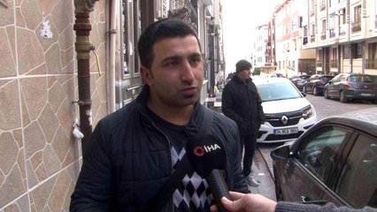 Esenyurt'ta kiracı kadın bıçakla apartmanda dehşet saçtı...O anlar kamerada