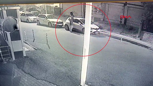 Otomobilin camını kırıp, tablet ve elektronik eşya çaldılar