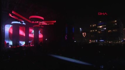 Gülşen'in yeni yıl için sahne aldığı İzmir'de hayat durdu! 8 bini aşkın personel teyakkuza geçti