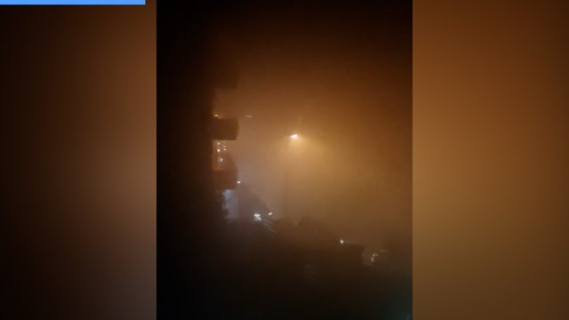 Napoli avvolta nella nebbia dopo i fuochi d'artificio di Capodanno