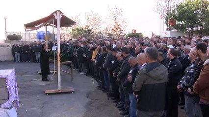 İzmir'deki vinç kazasında hayatını kaybeden işçi İstanbul'da toprağa verildi