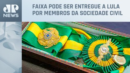 Saiba quem pode fazer a entrega da faixa presidencial
