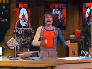 Mork and Mindy - Se2 - Ep10 - Dial 'N' for Nelson HD Watch