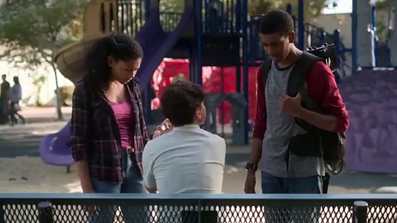 On My Block - Se1 - Ep09 - Chapter Nine HD Watch