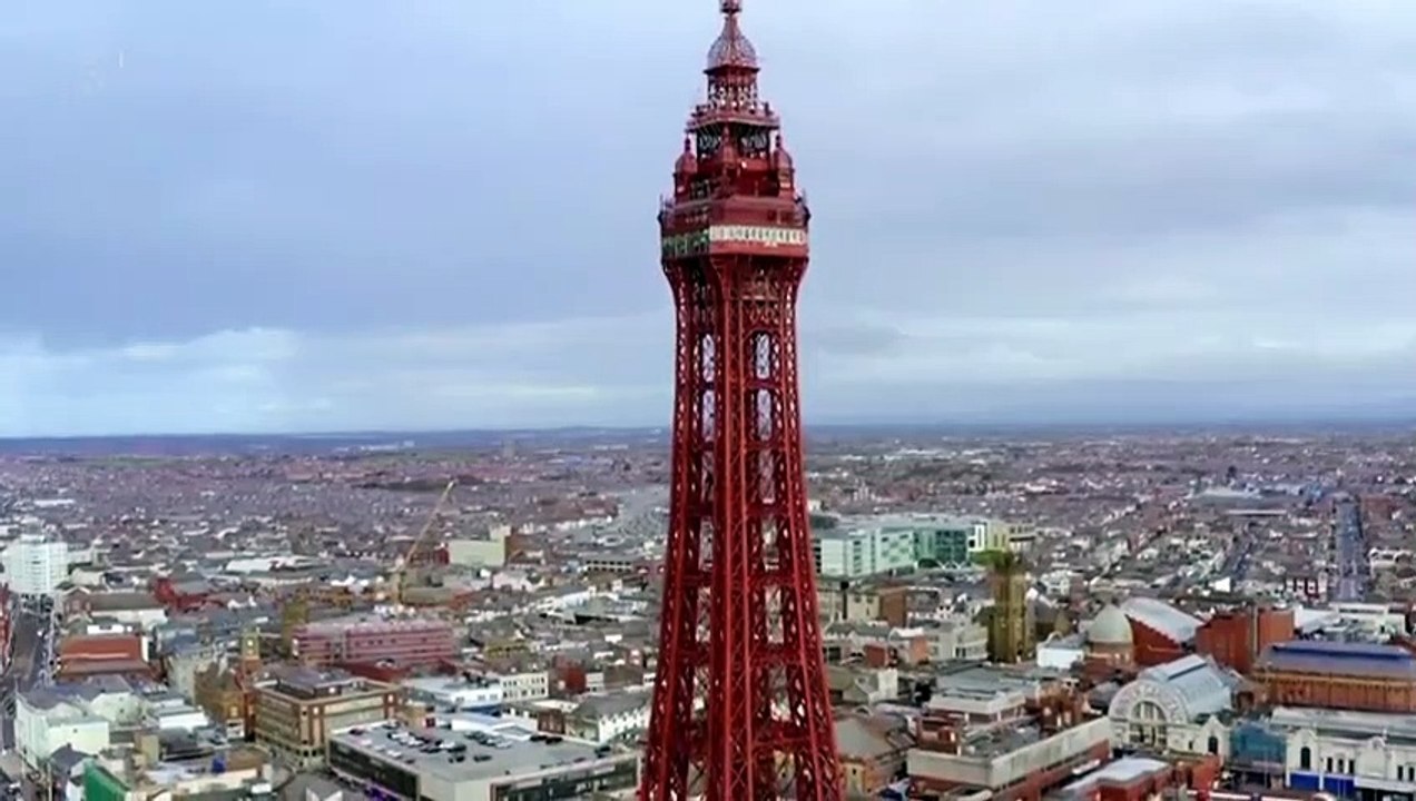 How the Victorians Built Britain - Se2 - Ep04 - The Great British Holiday HD Watch