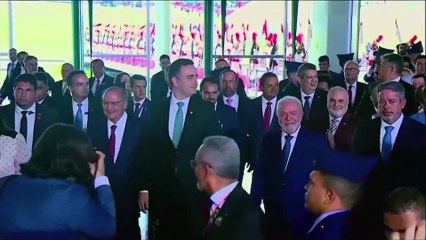 Brasile, Lula ha giurato come nuovo presidente