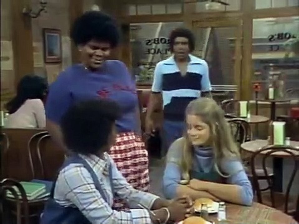 Whats Happening - Se3 - Ep12 - Dee, the Cheerleader HD Watch