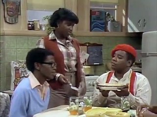 Whats Happening - Se3 - Ep20 -First Class Coach HD Watch