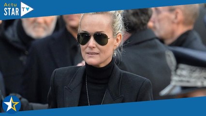 "J'ai hurlé" : Mort de Johnny Hallyday, ses derniers instants racontés, Laeticia effondrée