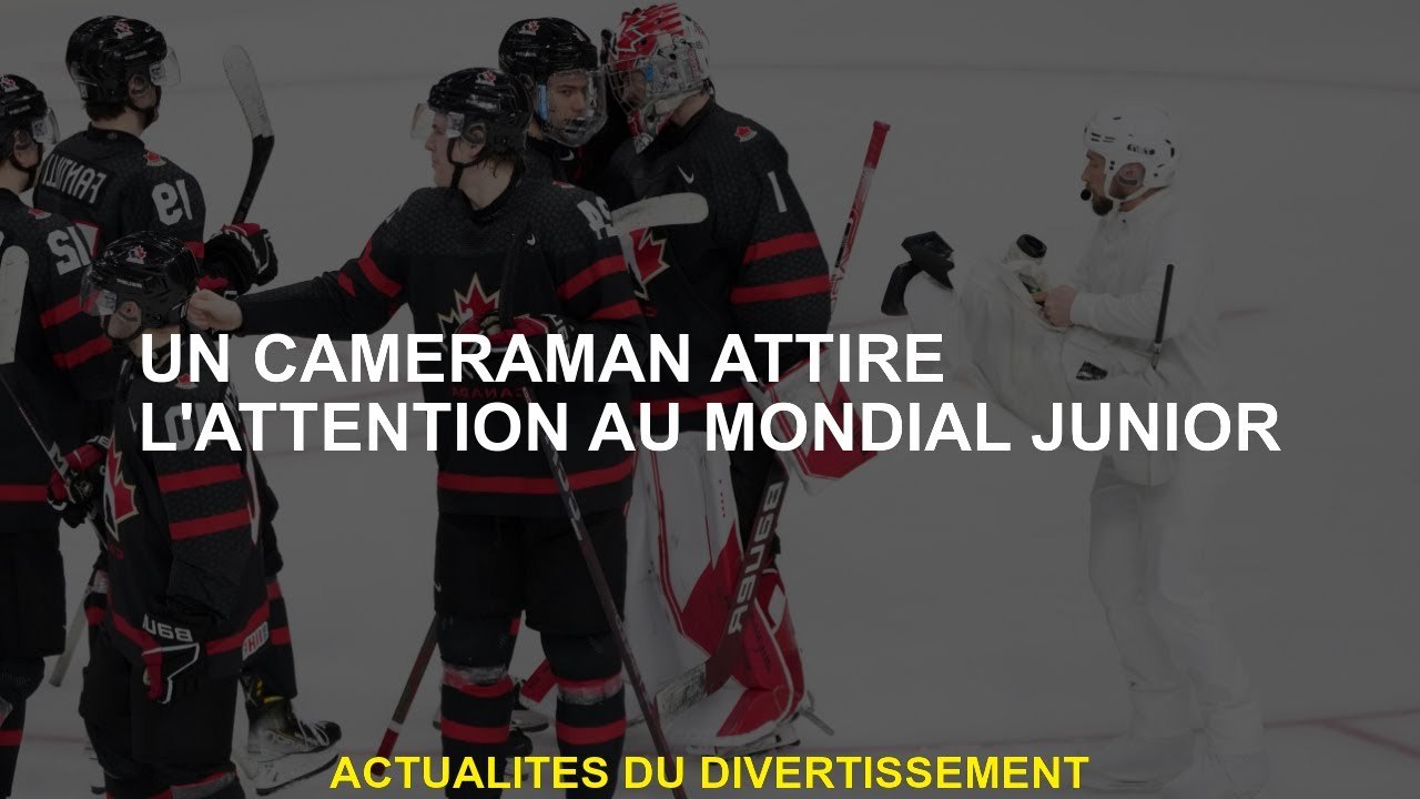 Un caméraman attire l'attention sur la Coupe du monde junior Vidéo