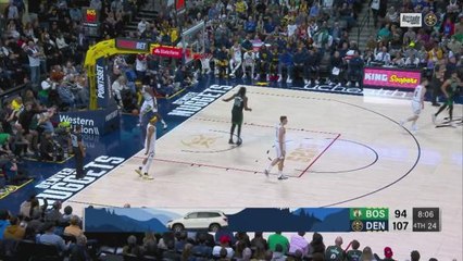 DeAndre Jordan plays rock paper scissors during Celtics-Nuggets delay