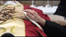 Addio a Ratzinger, un rito semplice per la traslazione