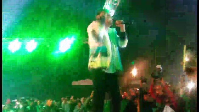 होटल, रिसोर्ट व रेस्टोरेंट मालिकों ने की विशेष व्यवस्था, पर्यटक स्थलों पर उमड़ी भीड़