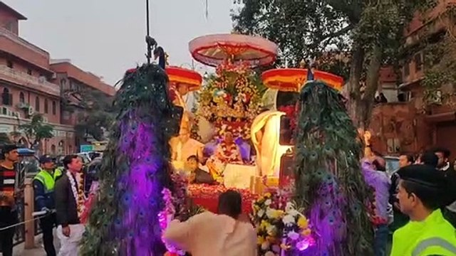 श्रीकृष्ण बलराम की शोभायात्रा