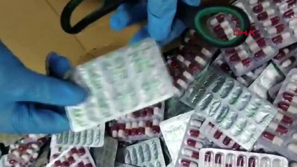 Balıkesir'de 40 bin 180 sentetik ecza hap ele geçirildi