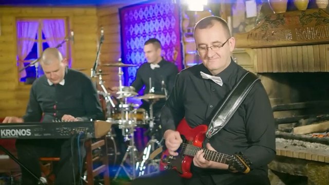 Stoj jarane - Halid Muslimovic (uzivo)