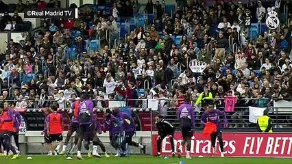 Real Madird - Benzema régale le public à l'entraînement