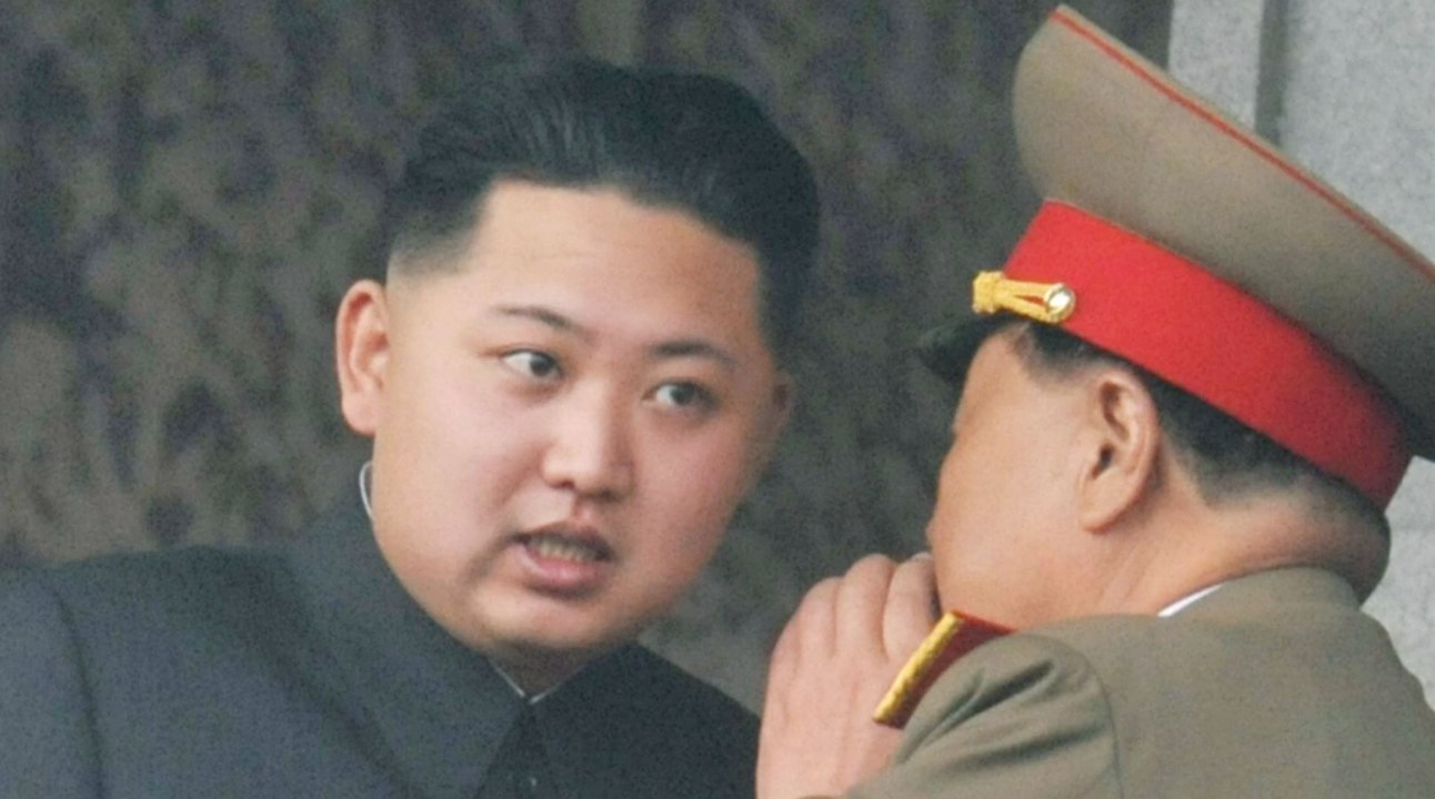 Kim Jong-un schmeißt hochrangigen Armeechef raus!