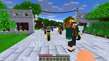 Wednesday's the PROM QUEEN in Minecraft!