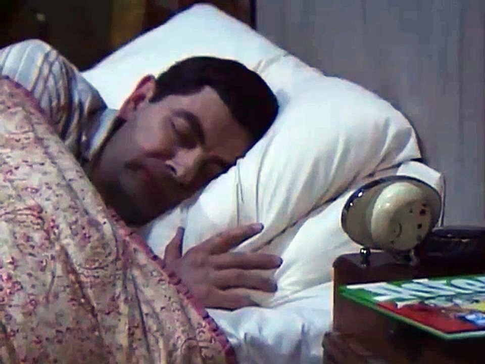 Trouble Sleeping - Mr Bean Official