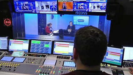 «C'est extrêmement émouvant» : des milliers de fans assistent à la veillée funèbre de Pelé