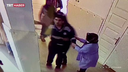 Öğretmenler nefes borusuna simit kaçan öğrenciye Heimlich manevrası uyguladı