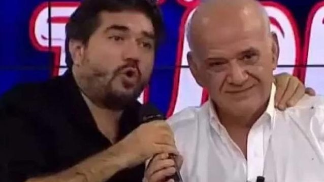 Rasim Ozan şarkıyı istedi, Ahmet Çakar söyledi! Sözler bomba olunca yayın başlarına iş açtı