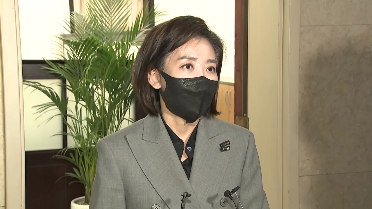 나경원 "출마 고민 중"...尹 언급하며 '대화가 필요해' / YTN