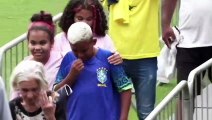 Brazil holds 24-hour wake for 'king of soccer' Pele