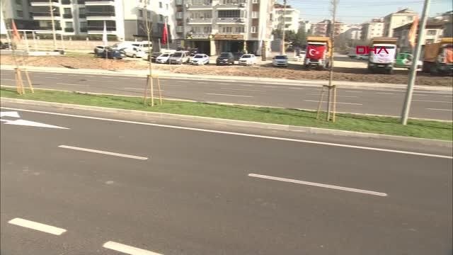 BAKAN KARAİSMAİLOĞLU, TOPLU AÇILIŞ VE TEMEL ATMA TÖRENİNE KATILDI