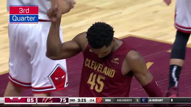 Mitchell drops 71 points for Cavs in historic performance