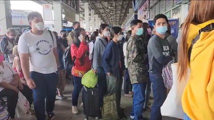 บขส.โคราชยังแน่น ปชช.แห่ทยอยเดินกลับ หลังหยุดเทศกาลปีใหม่