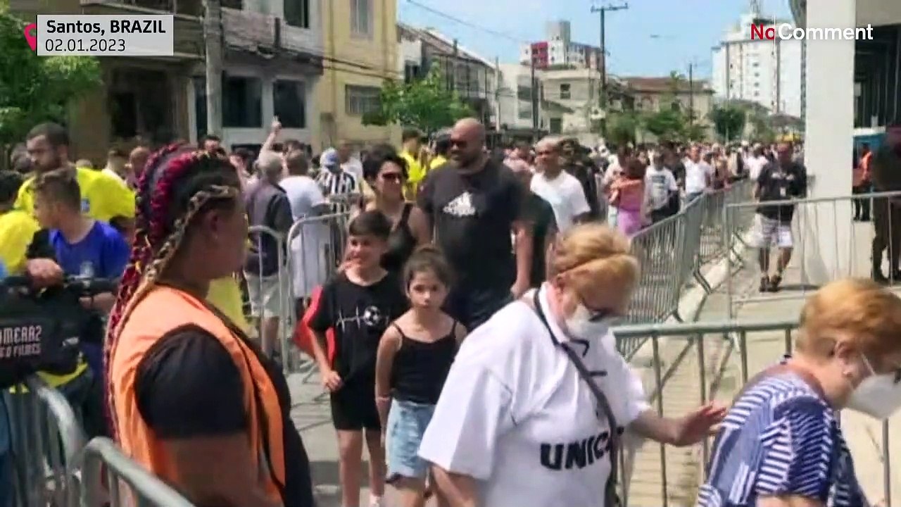 Totenwache für Pelé im Stadion