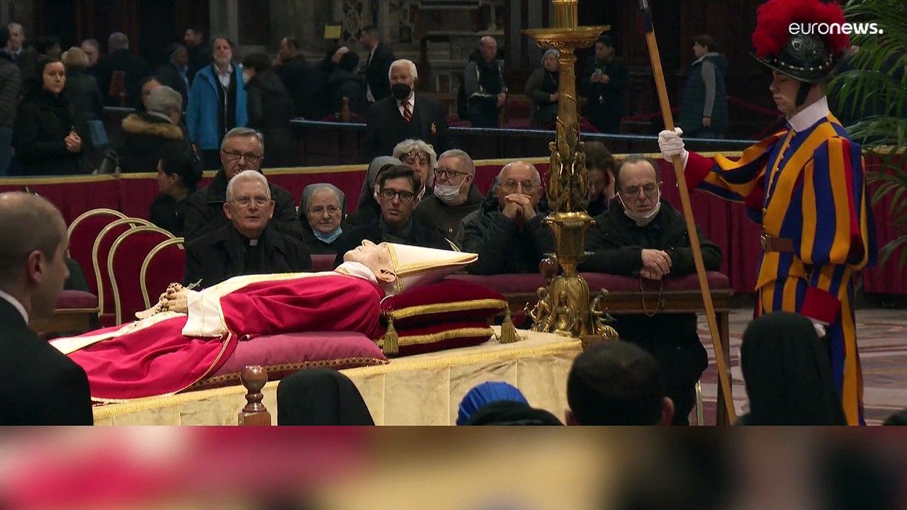 Benedikts Privatsekretär Gänswein will nicht von 'Skandalen' sprechen