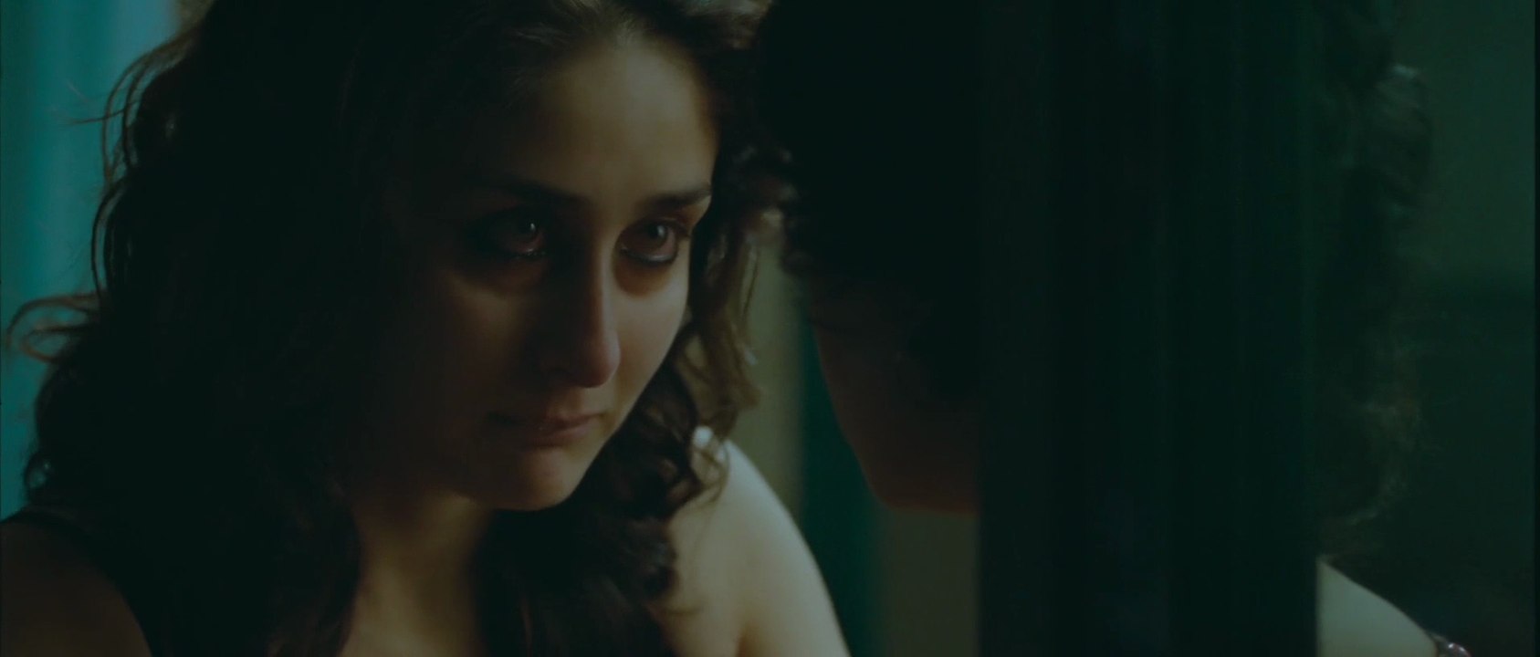 सब जानते है हमारे बारे में कितना भी छुपालो हीरोइन की लाइफ ओपन बुक होती है.. - Kareena Kapoor | Superhit Bollywood Movie Scene
