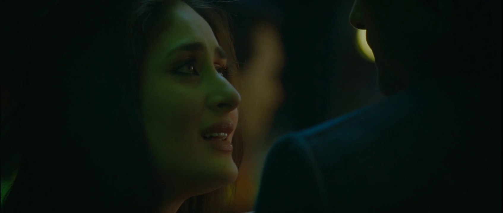 क्यों तुम जैसा मुझसे अभी तक किसीसे प्यार नहीं किया | Kareena Kapoor