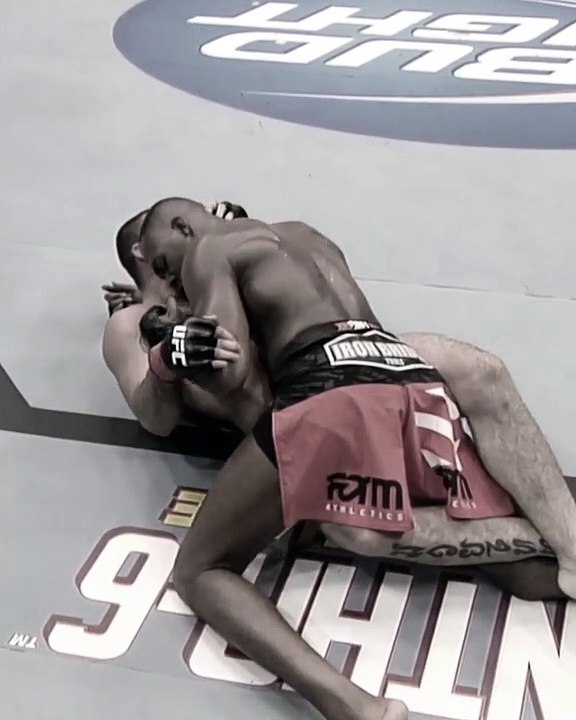 JON JONES YANG TAK TERKALAHKAN #UFC #OCTAGON