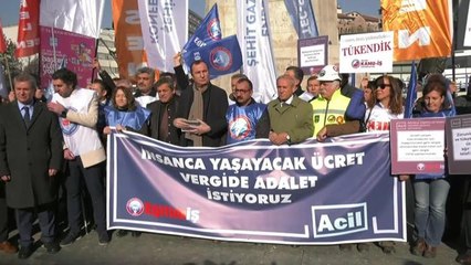 Kamu Çalışanları ve Emeklilerden 'Adil Bir Ücret ve Vergi Dilimi' Eylemi. Eğitim-İş Başkanı Özbay: "Akp İktidarı ve Tüik Utanmasa Enflasyon Yok...