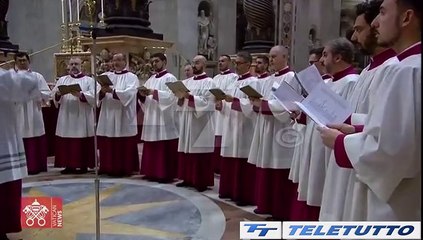 Video News - L'OMAGGIO A BENEDETTO XVI