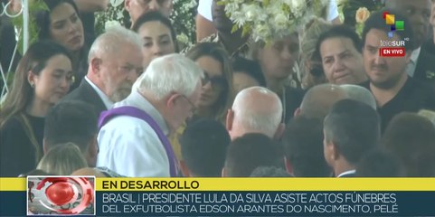 Presidente de Brasil rinde homenaje póstumo al ícono futbolista Pelé