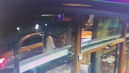 MEKAN ÇIKIŞI OTOMOBİLİNİ BULAMAYAN DİAGNE FIRINA SIĞINDI