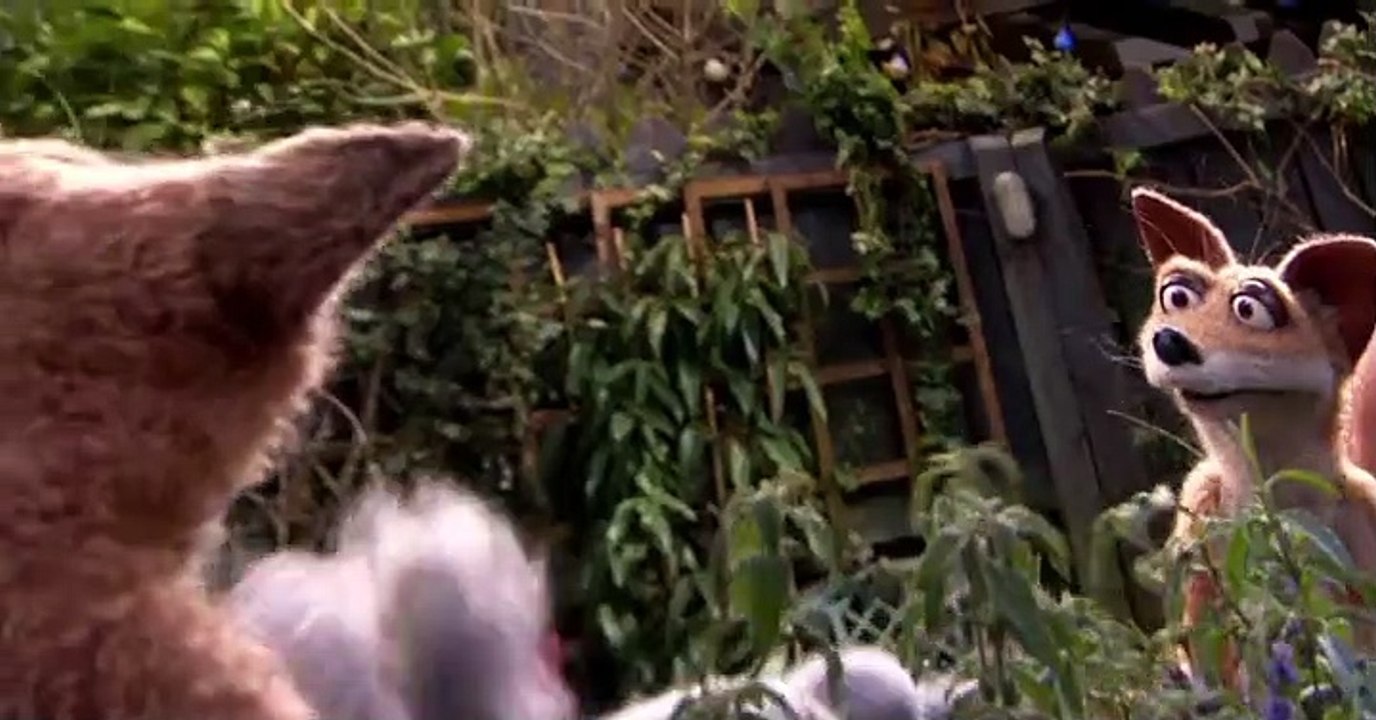 Mongrels Mongrels S01 E002 Destiny the Reluctant Sniffer Dog