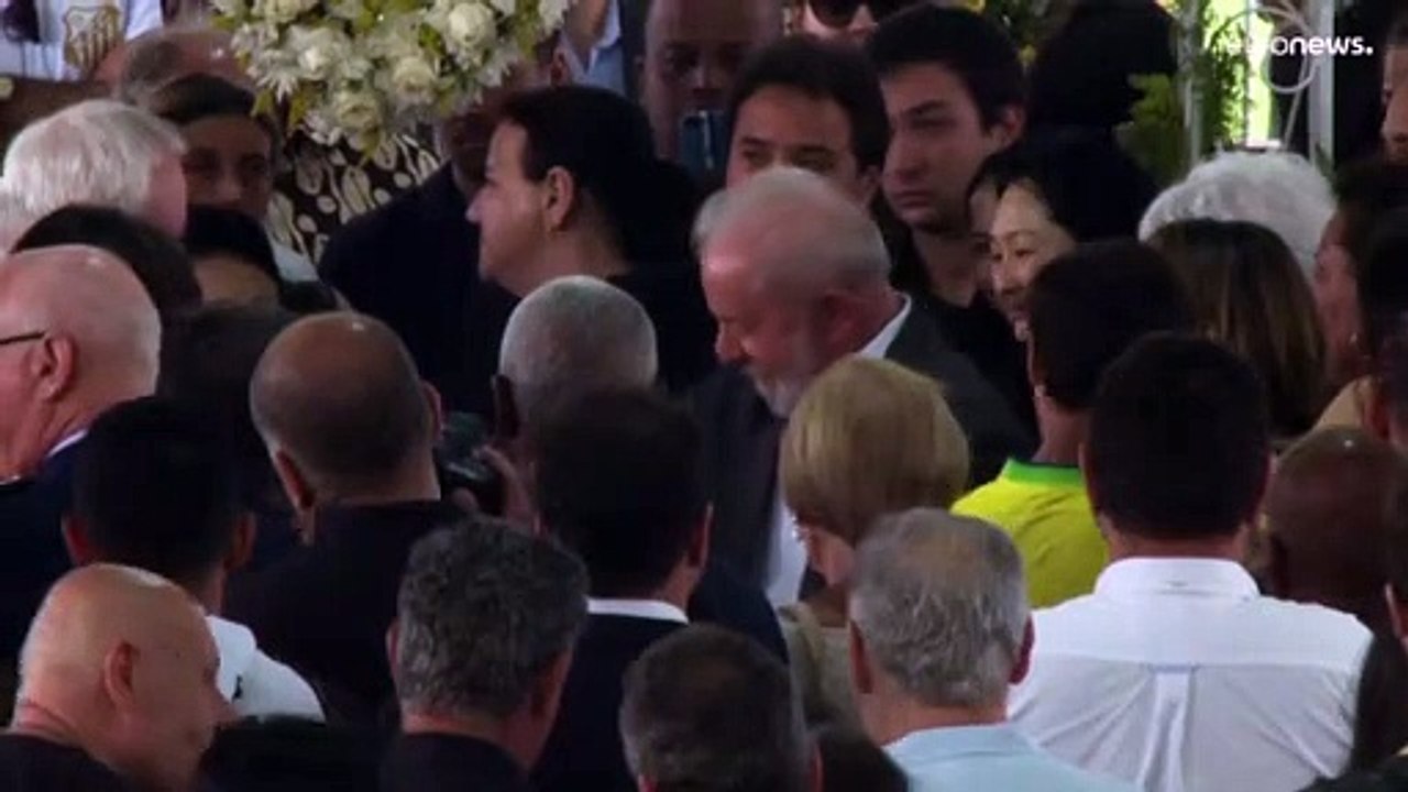 Der Präsident verneigt sich vor dem 'König'